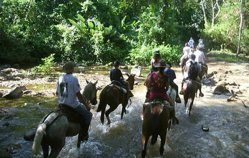 Extreme Canoe Tours in Costa Rica